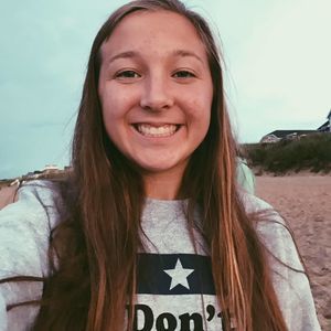 Meet your Posher, Alexia